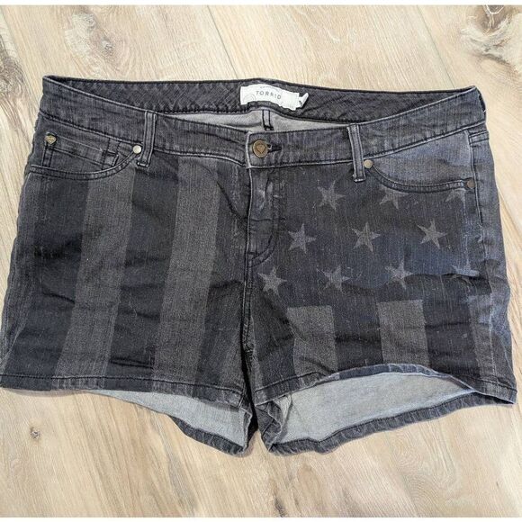 torrid Pants - Sz 18 Torrid Black & Grey American Flag Jean Shorts